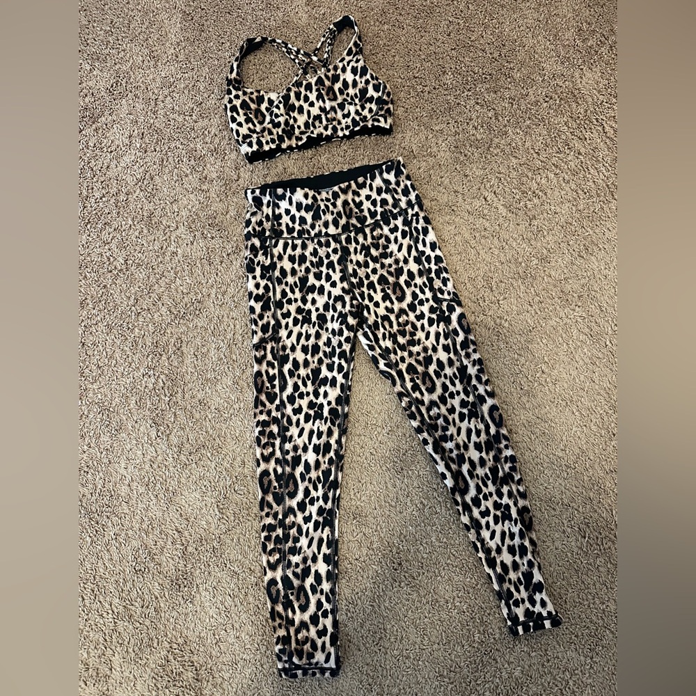 Victoria's Secret Leopard Print Activewear Set | Size 6/S